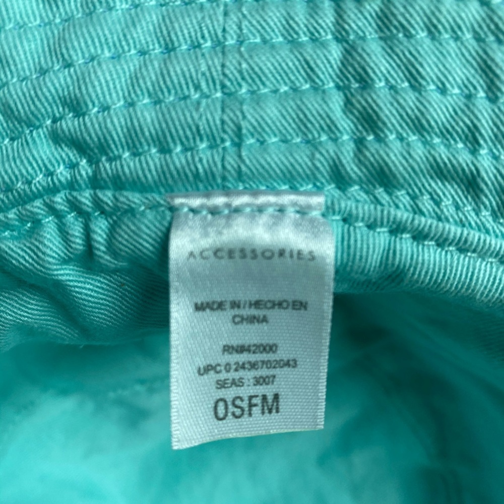 Accessories - Picture 2 of 4